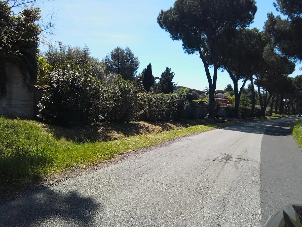 Residenza Nella Campagna Di Roma Capitale. Villa Rome