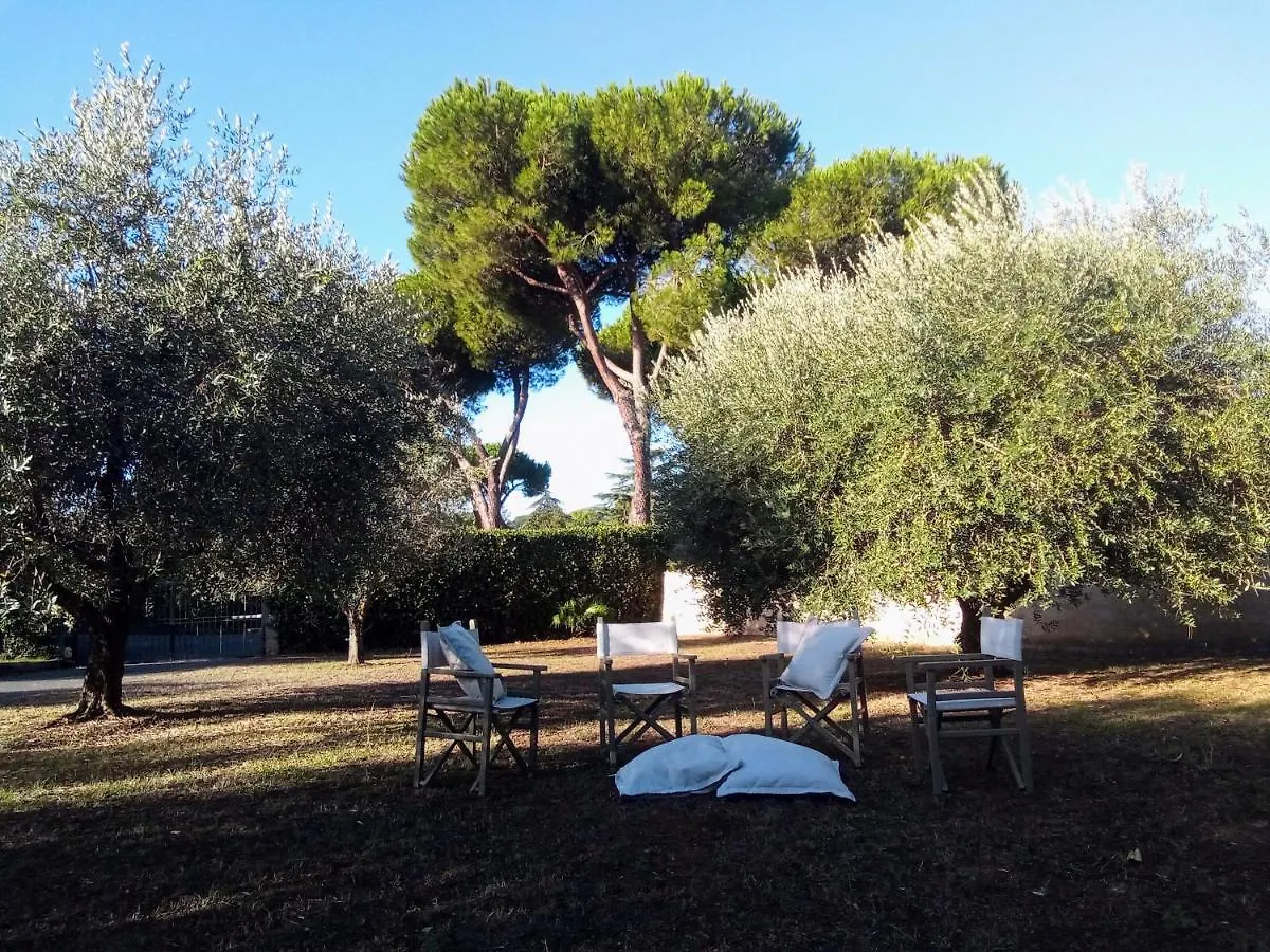 Residenza Nella Campagna Di Roma Capitale. Villa Holiday home
