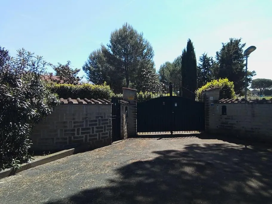 Residenza Nella Campagna Di Roma Capitale. Villa Italy