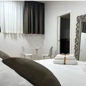 Cola Di Rienzo 243 Relais-b Roma
